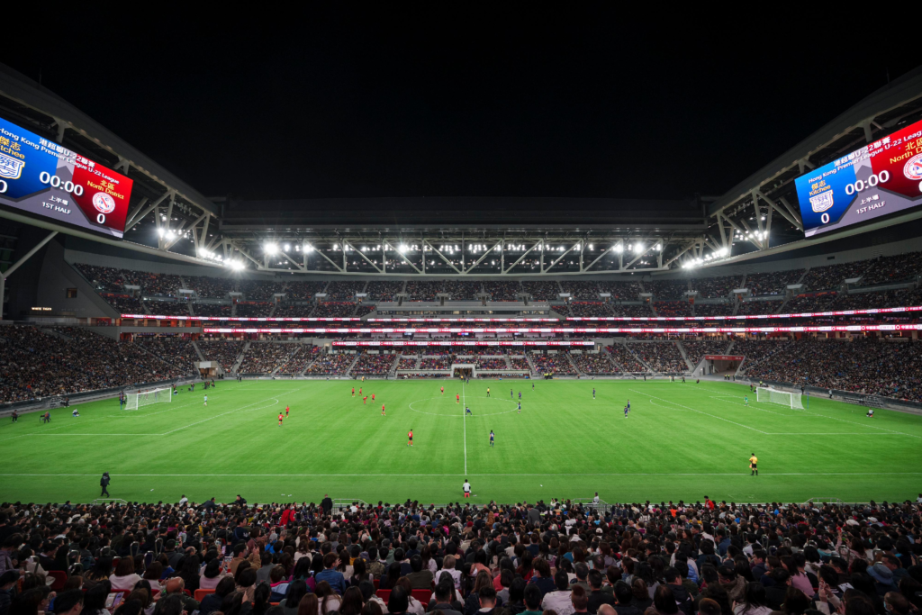 马克西空砍28+7+9，恩比德表现不佳，76人不敌湖人