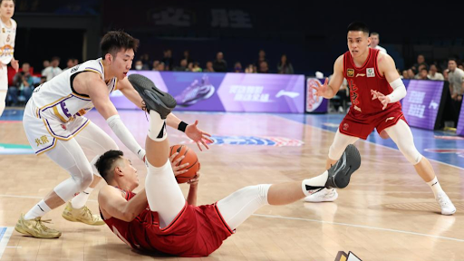 于根伟：申花的第二阵容可能也要高于我们，最重要是做好自己