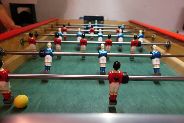 阿尔瓦雷斯 阿尔瓦雷斯